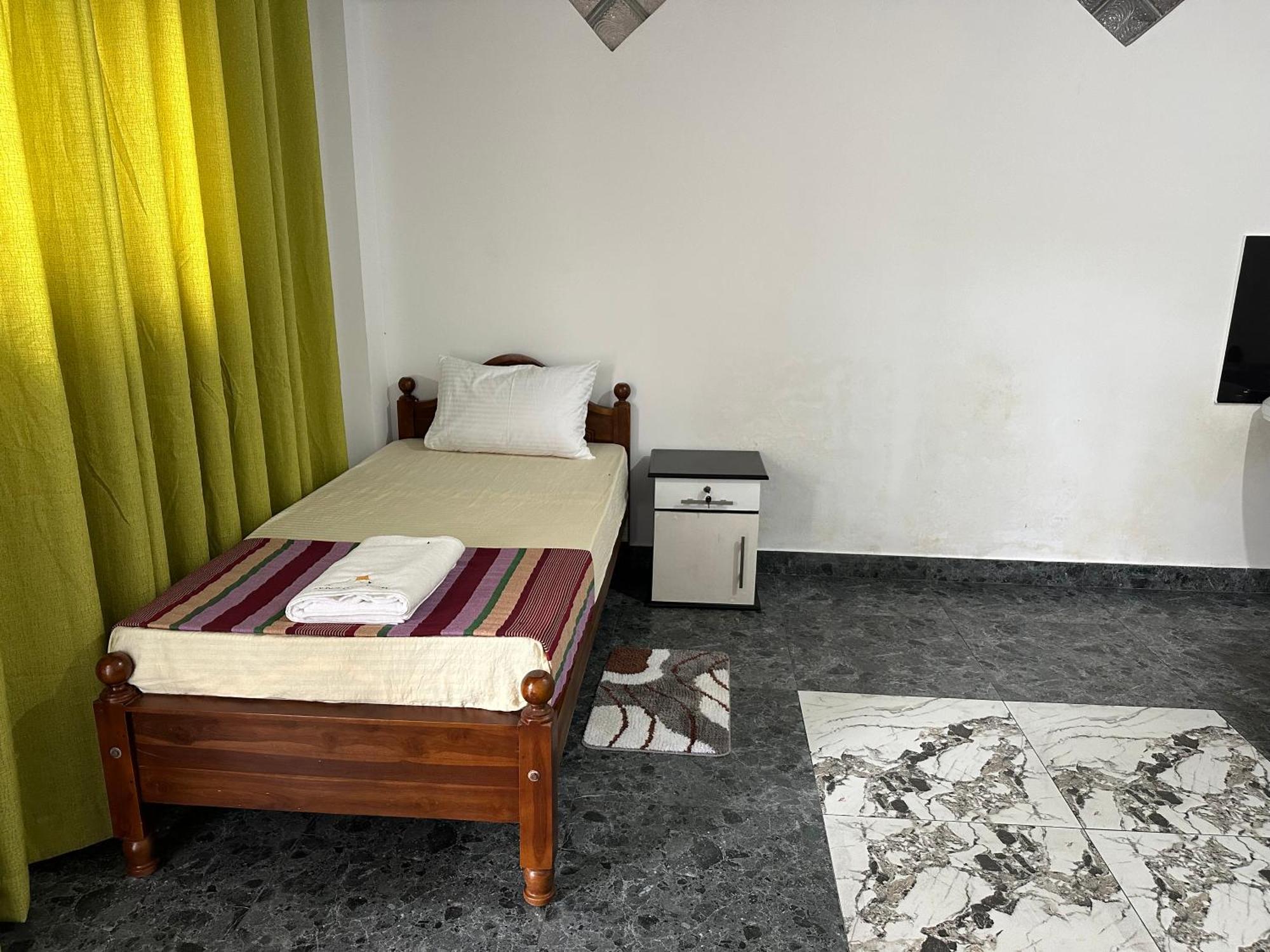 Golden Stars Hotel ดัมบูลลา ภายนอก รูปภาพ