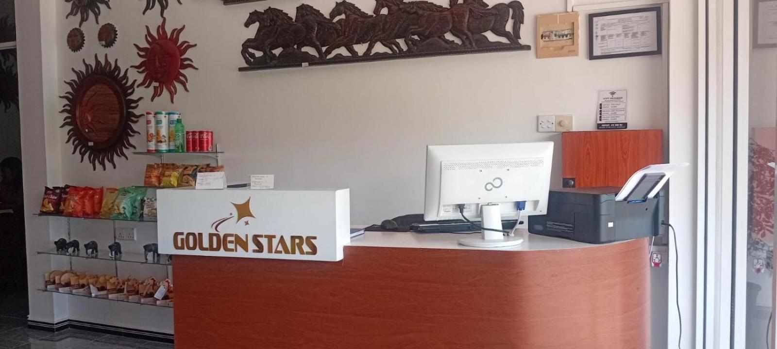 Golden Stars Hotel ดัมบูลลา ภายนอก รูปภาพ